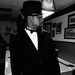 Meet your Posher, Tajriq